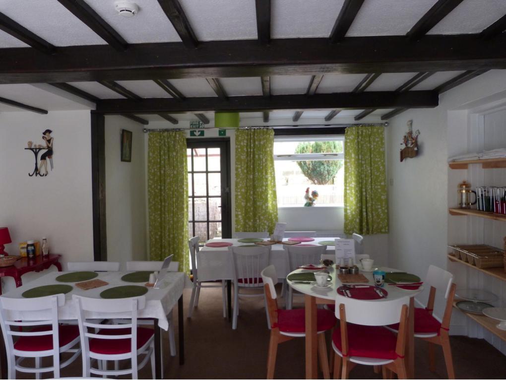 Neuadd Wen Guest House 卡马森 外观 照片
