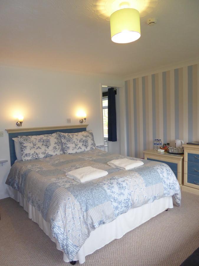 Neuadd Wen Guest House 卡马森 外观 照片